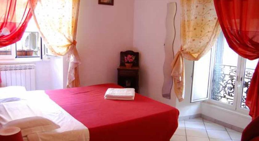 Couette-café Claudia 3*