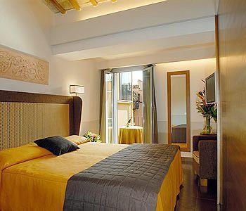 Condotti Palace Hotel