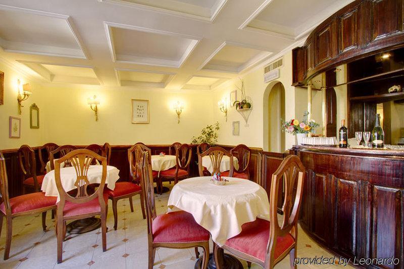 Hotel Cinquantatre 3*
