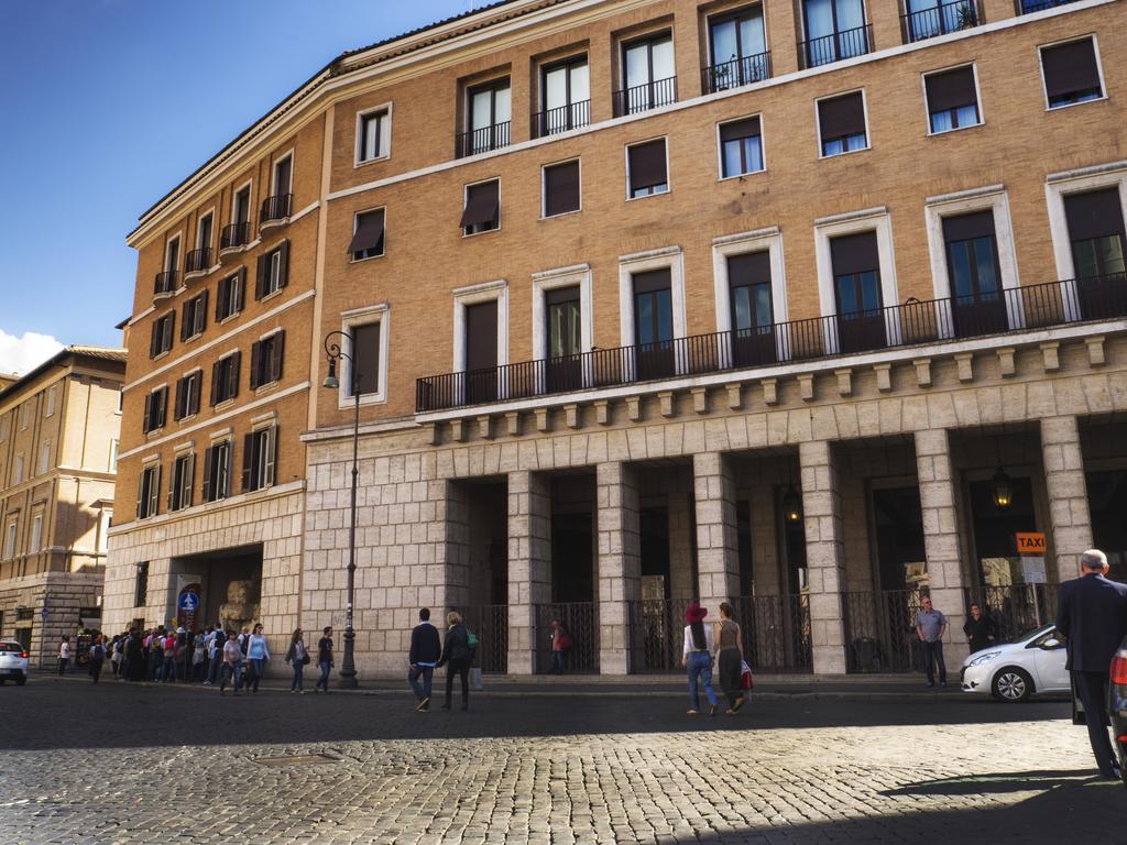 Casa de hóspedes Navona Living Rome 3*