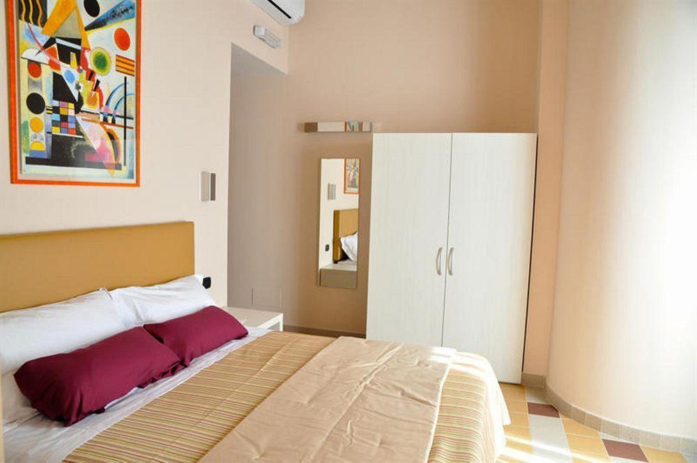 Guest house For