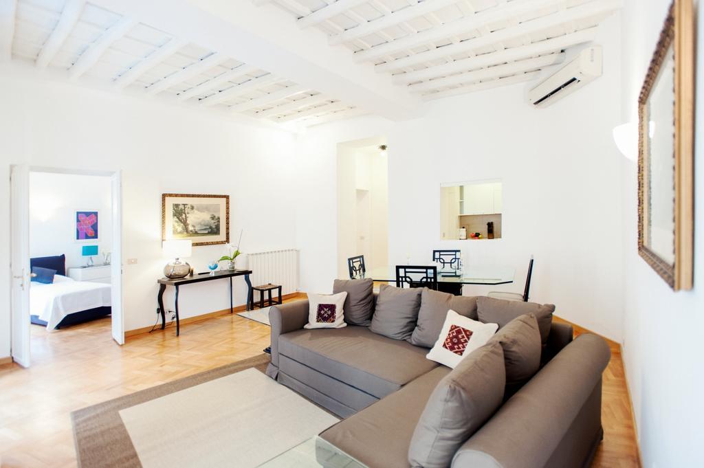 Apartment S.andrea Rome