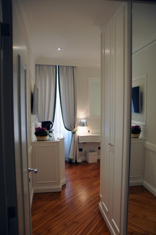 Fontana Di Trevi Guest house Rome