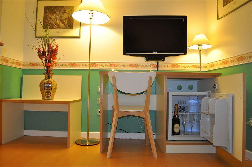 Residenza Ponte Sant'angelo Guest house