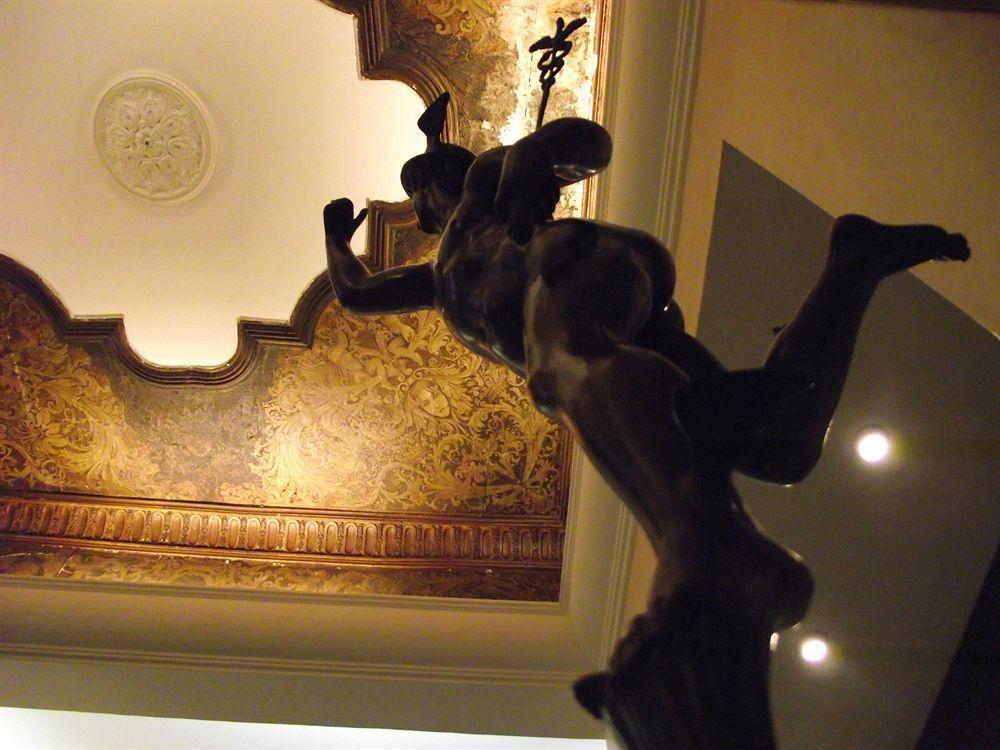 Hotel Elide
