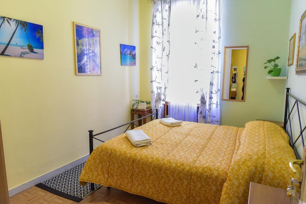 Guest house Casa Vacanza Frendy - Free Airport Transportation On Arrival If You Book An Apartment Of Minimum 3 Nights And 6 People