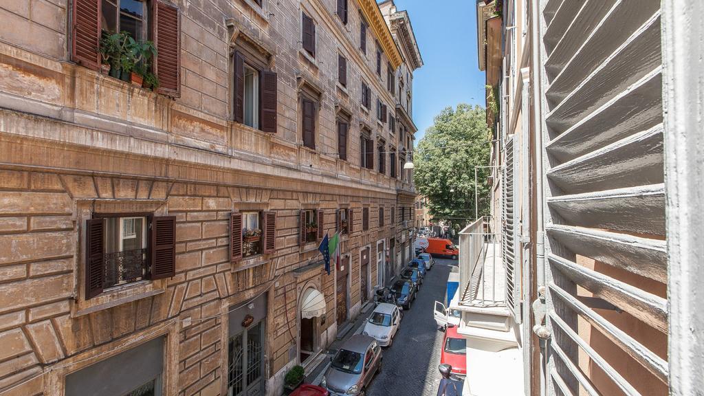 Arenula * Rome