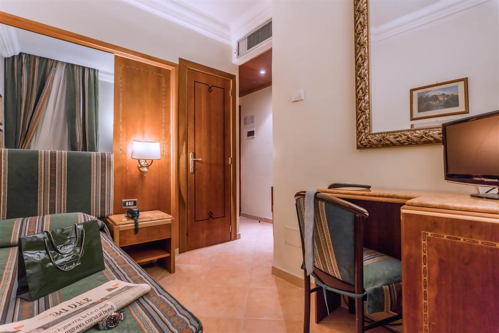 Hotel Raeli Noto 3*