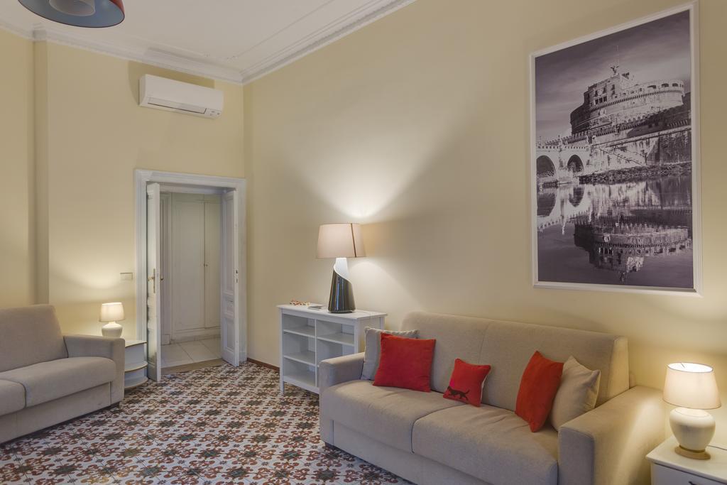 Tritone House Roma