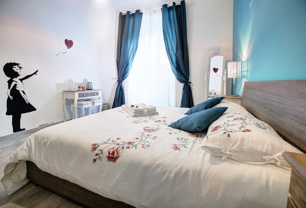 Viale Del Colosseo Bed & Breakfast