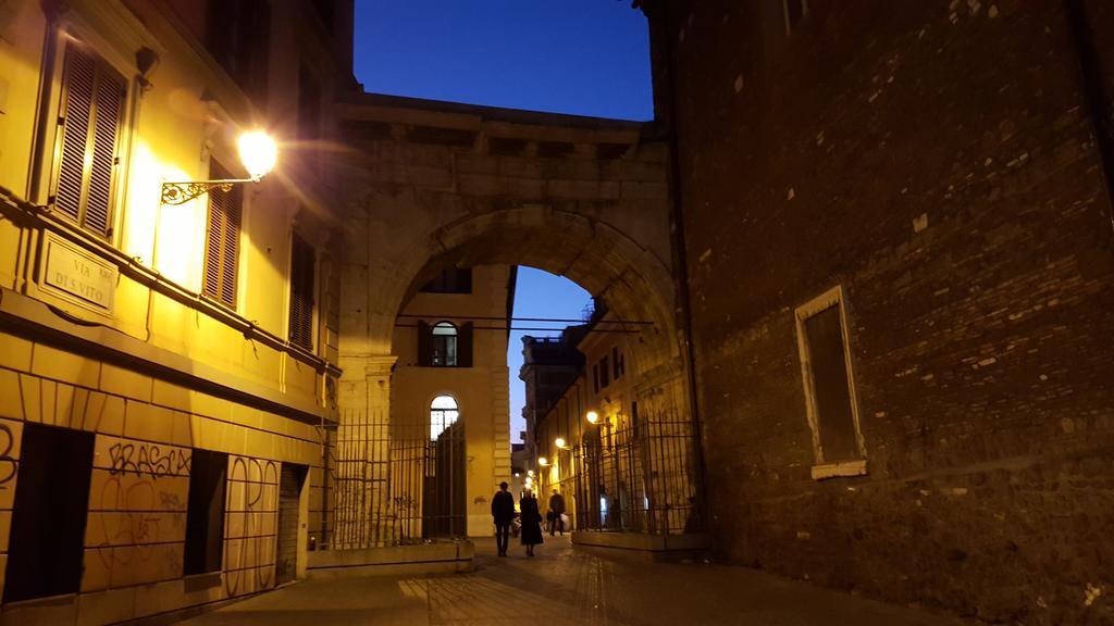 Arco Di Gallieno Bed & Breakfast