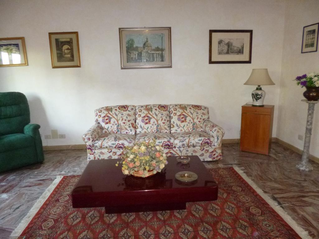 Vakantiehuis Gianicolo Residenza Carini *