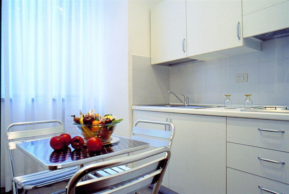 Hotel Lemon Garden 3*