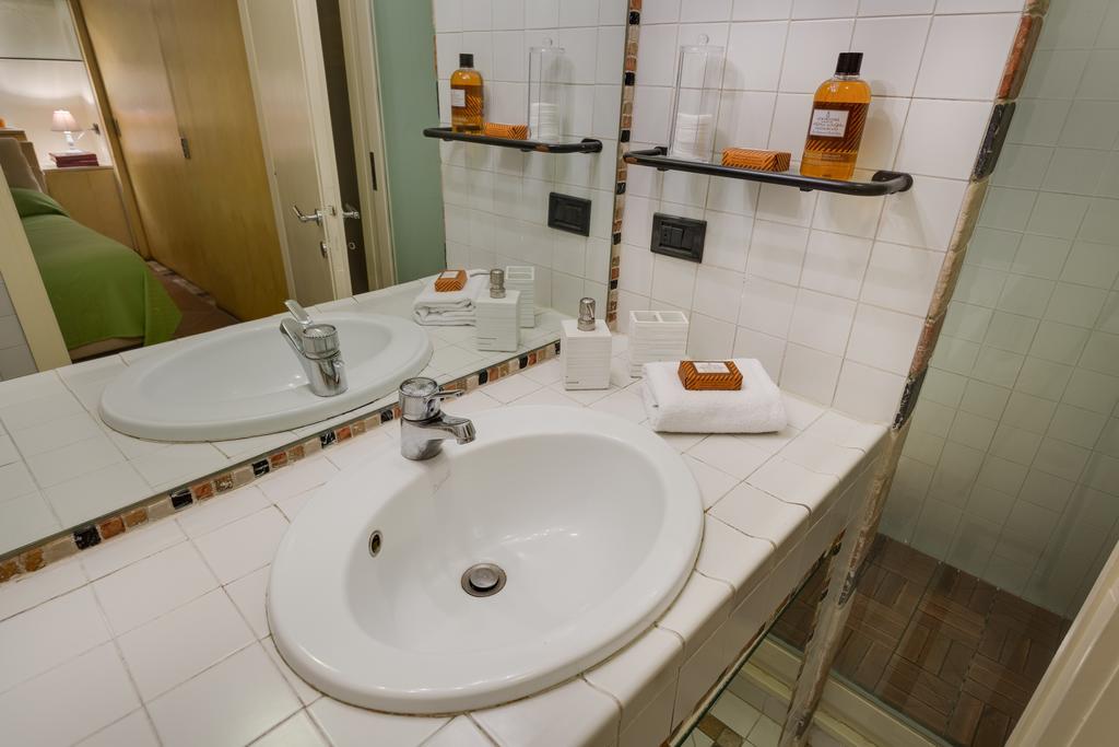 Spanish Steps Gea Appartement *