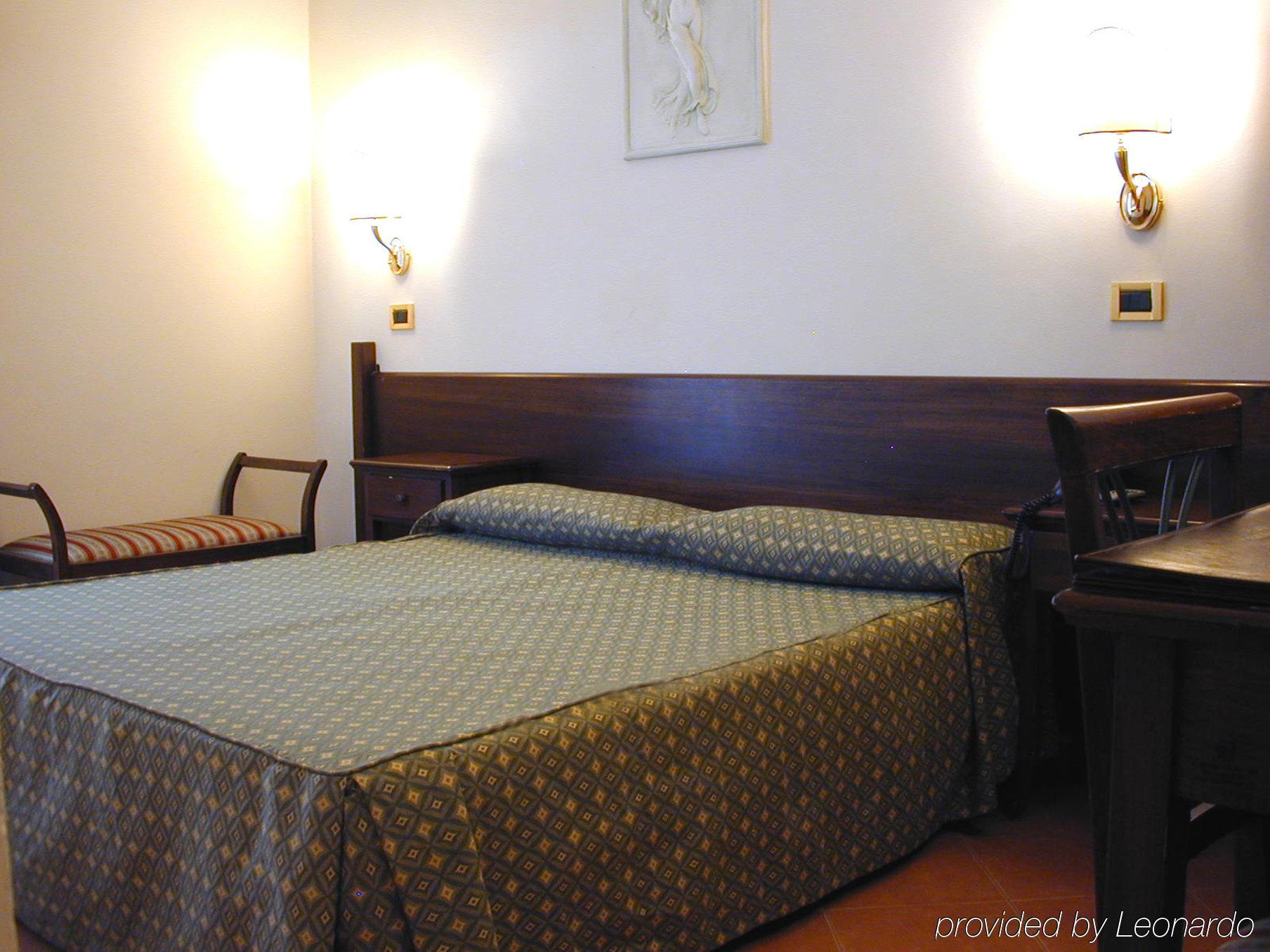 Varese 3*