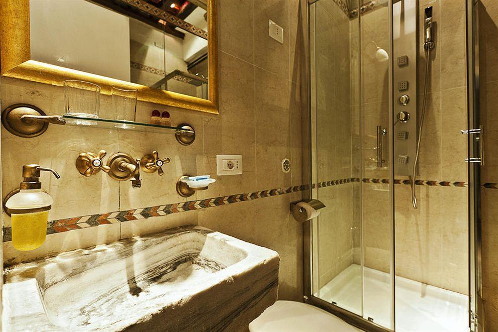 Pantheonview - Luxury Couette-café