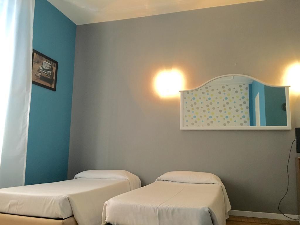 Hotel Trinita Dei Monti Rome