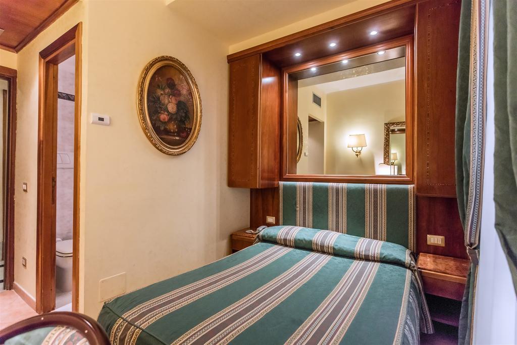 Raeli Lux Hotel 4*