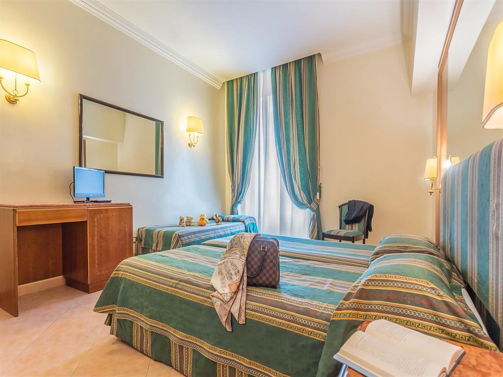 Raeli Floridia Rome