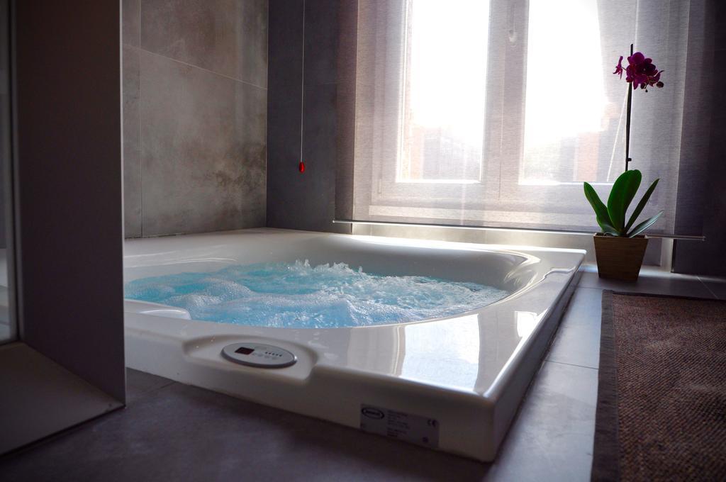 Place 24 & Wellness 2* Rome