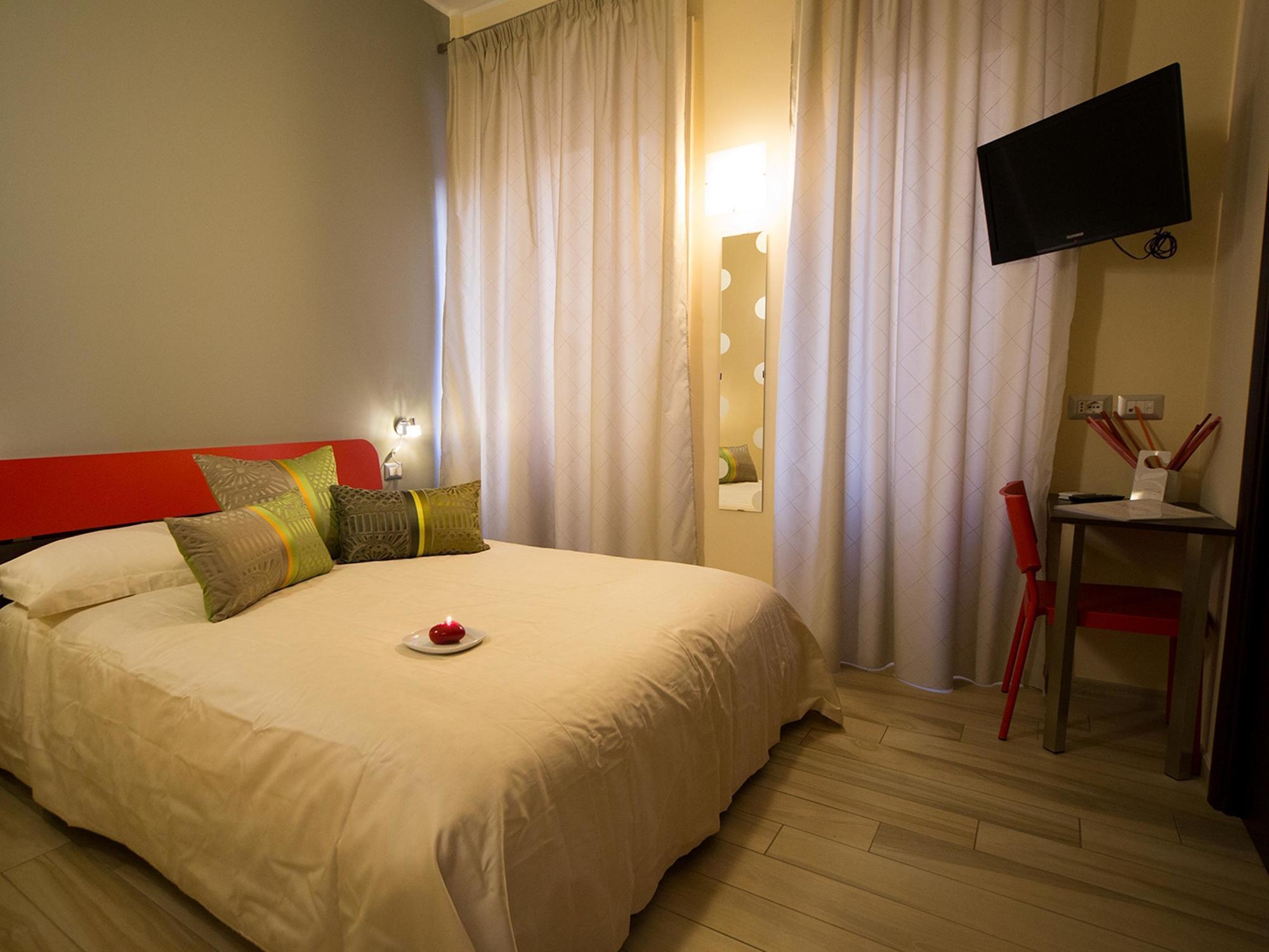 Mikale Couette-café 2*