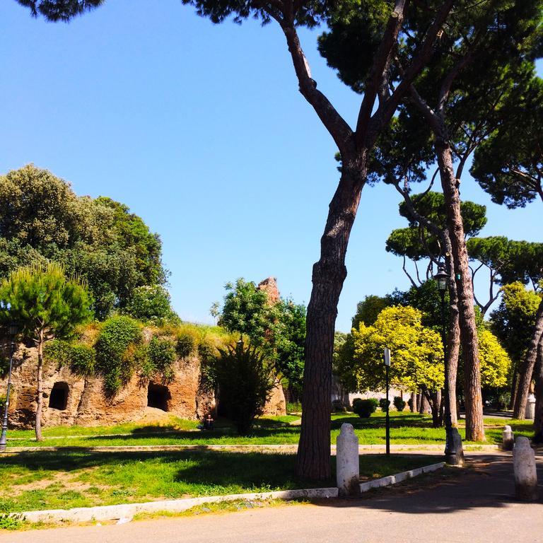 Miclad Colosseum Bed & Breakfast Rome