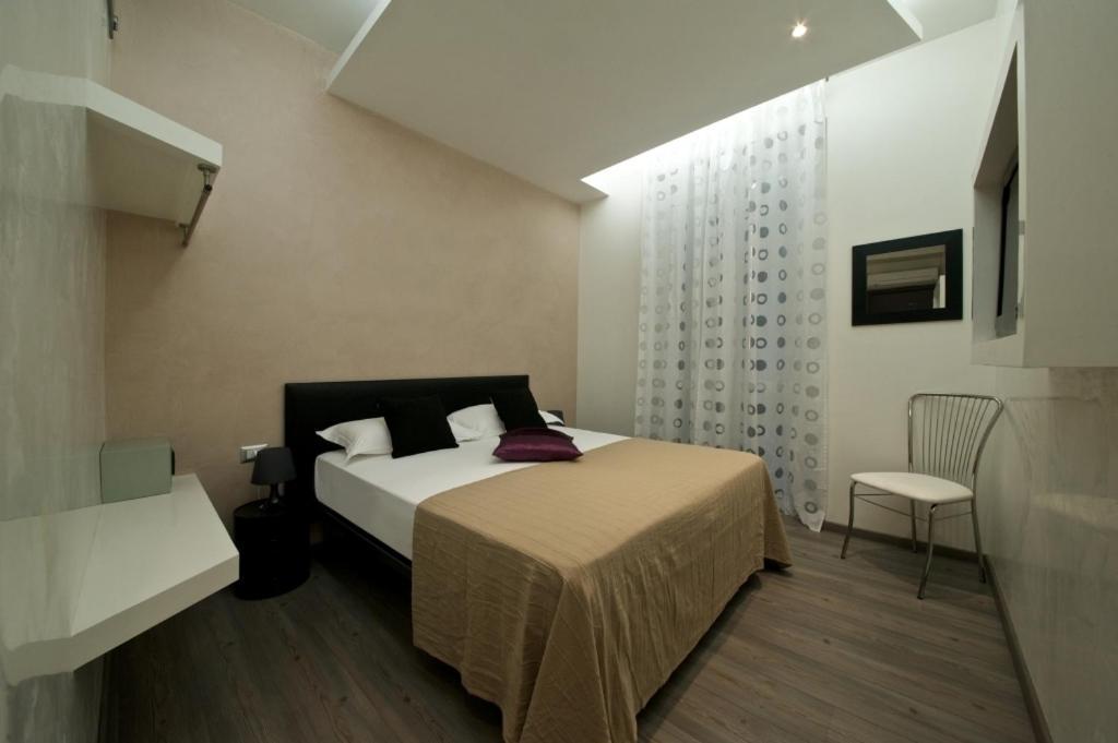 Naif 2* Rome