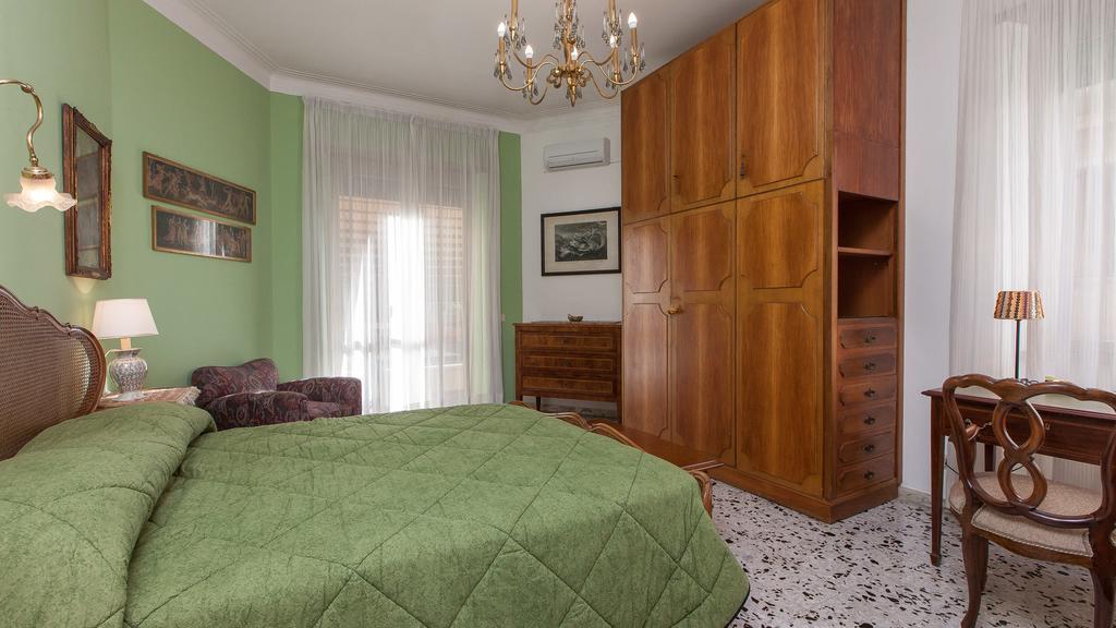Apartment Pamphili Apartment *
