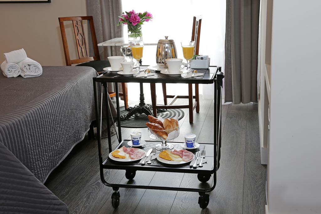 Residenza Cavour Couette-café 3*