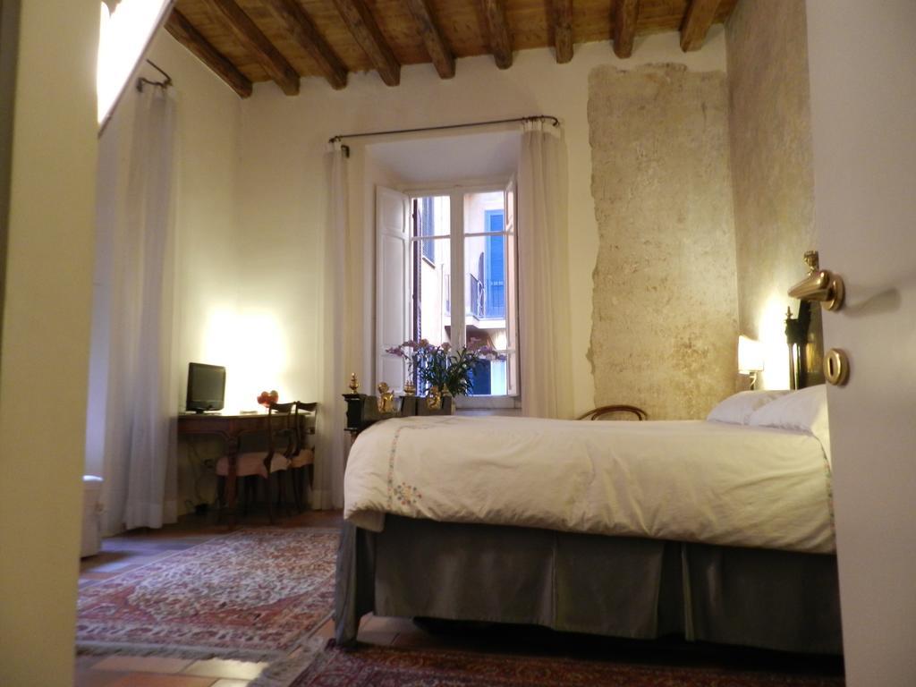 Vicolo Del Lupo Bed & Breakfast