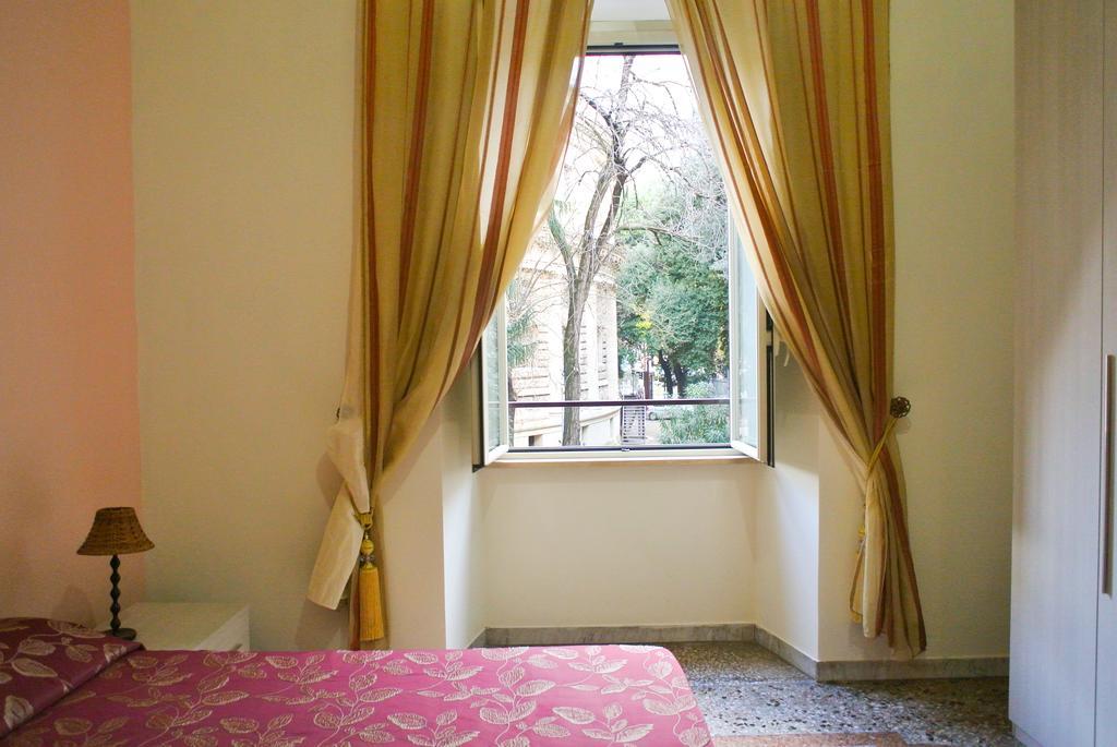 Hellokitty Roma