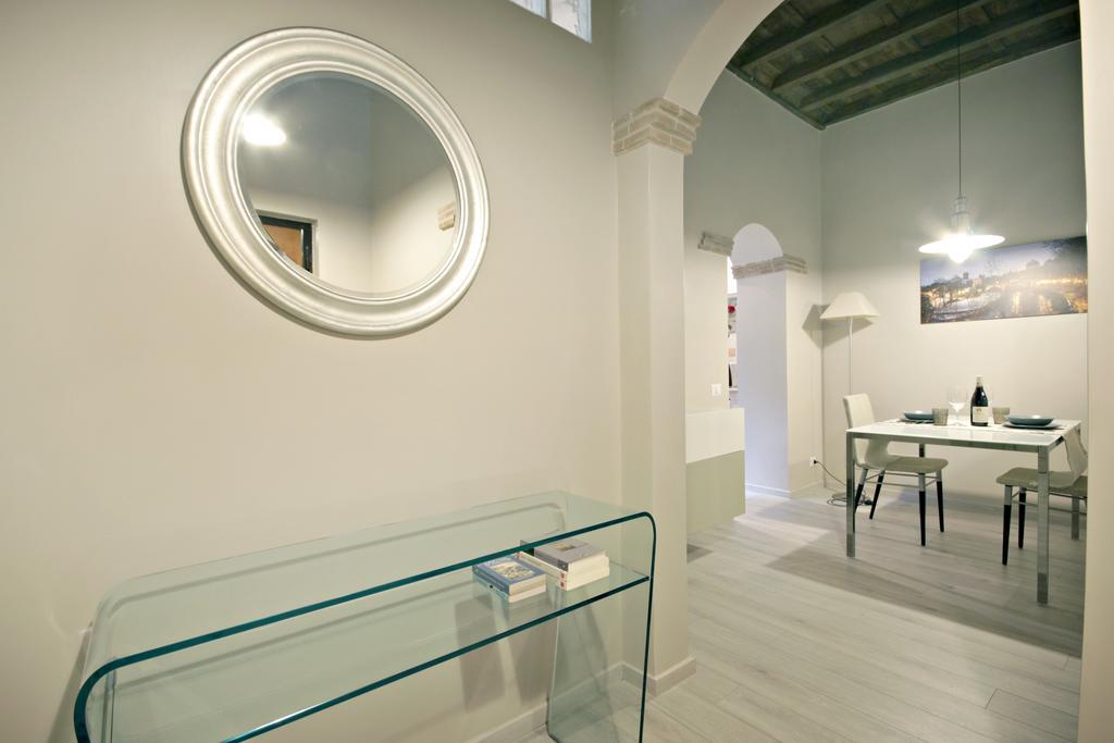Living Rhome-spanishsteps * Rome