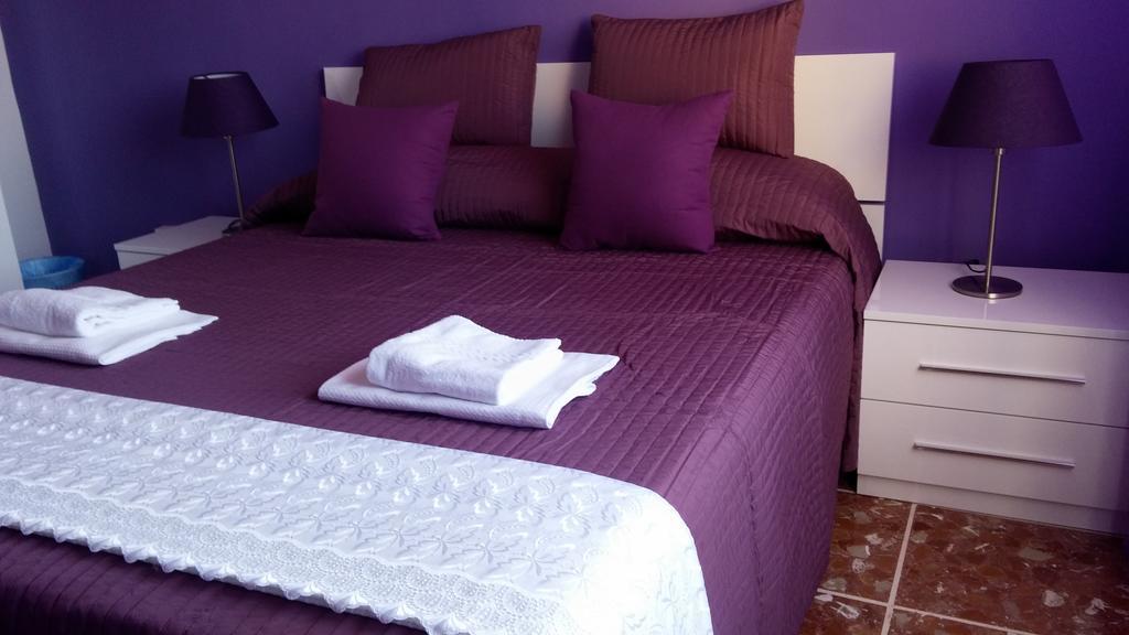 Guest house Famous