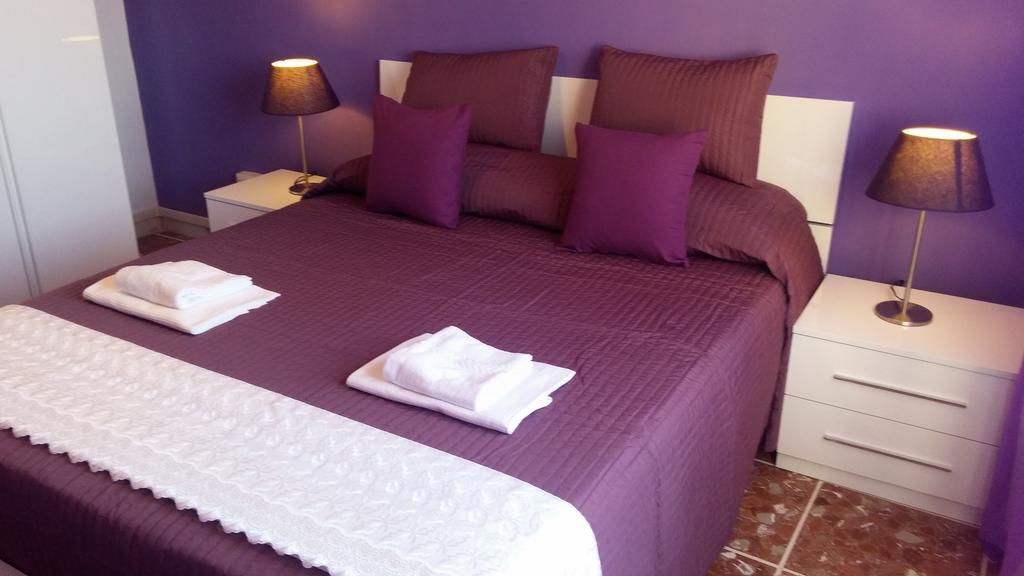 Guest house Famous *