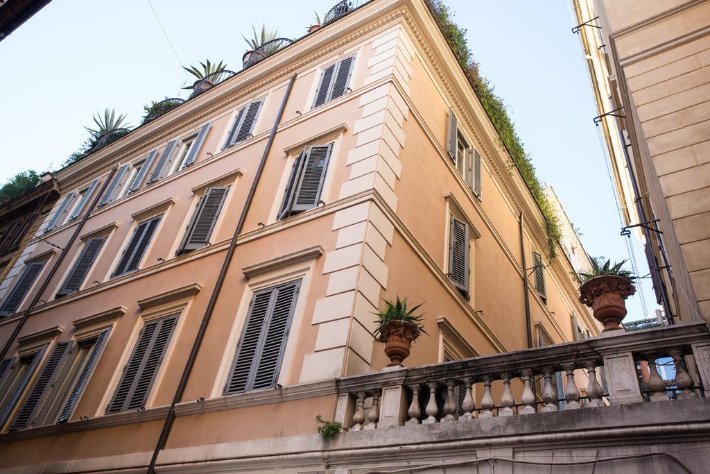 Il Palazzetto Di Via Vittoria Apartment Rome
