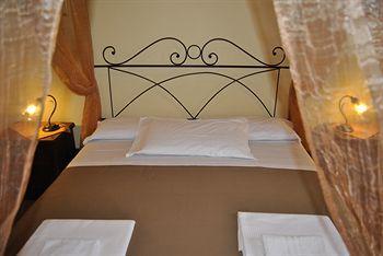 Jacuzzi Guest house