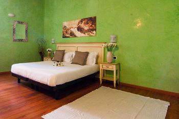 Navona Tower Relais Gasthuis 2*