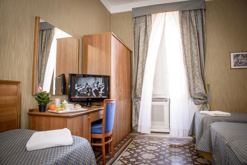 Hotel Emmaus Roma
