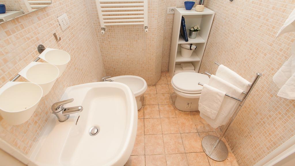 Apartment Arenula Balcony Rome