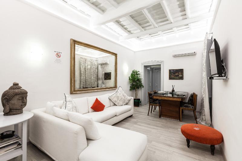 Vittoria Appartement *