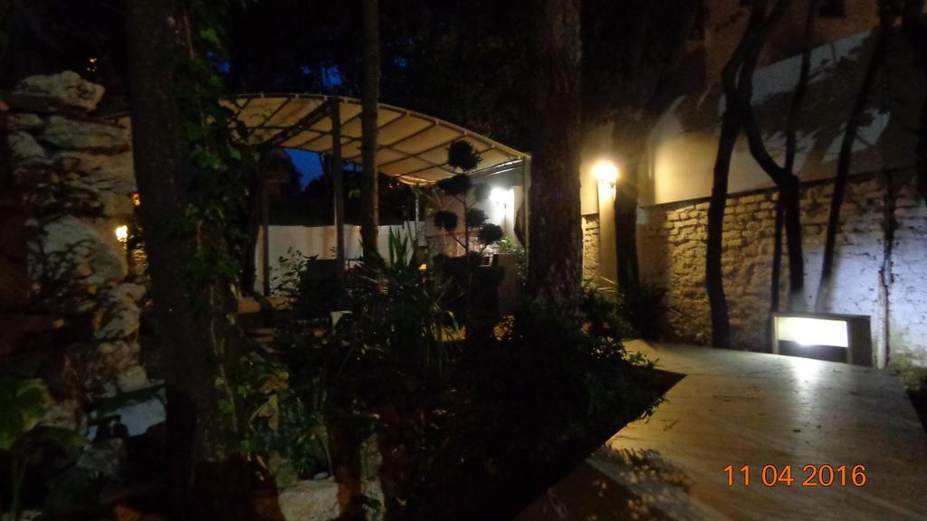 Astoria Golden House Guest house *
