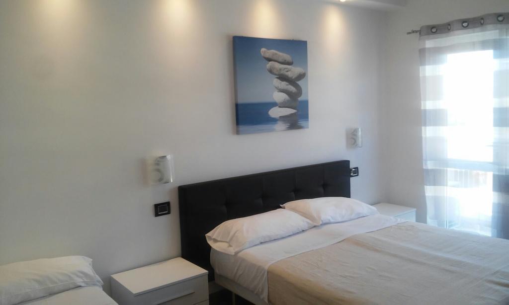 Luce Di Luna Luxury Suites Guest house