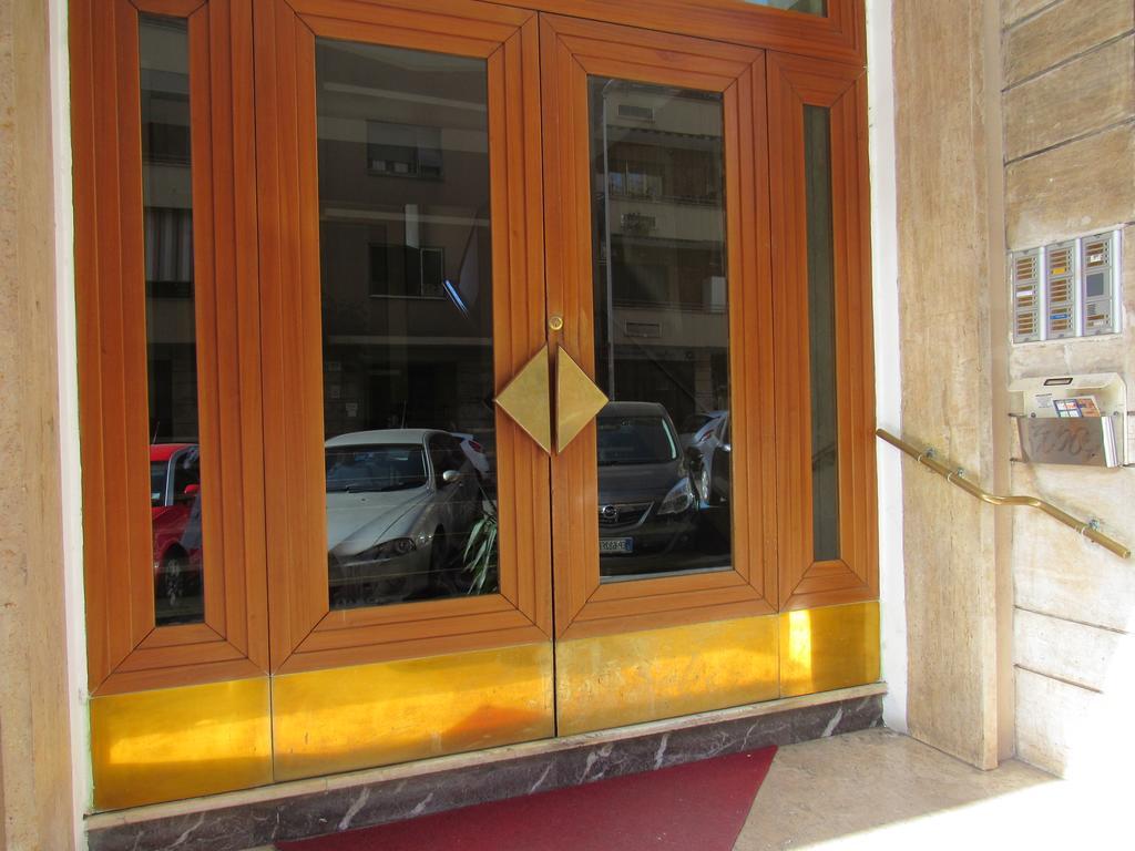 Bed & Breakfast Pianeta 127 Rome