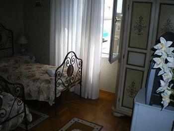 Couette-café Nice *