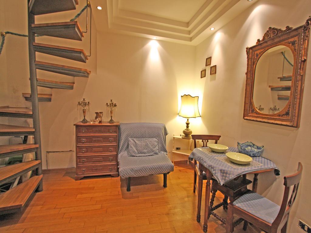 Apartment Pianellari Studio Rome