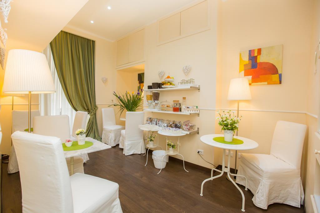 Couette-café Caesar Place 4*