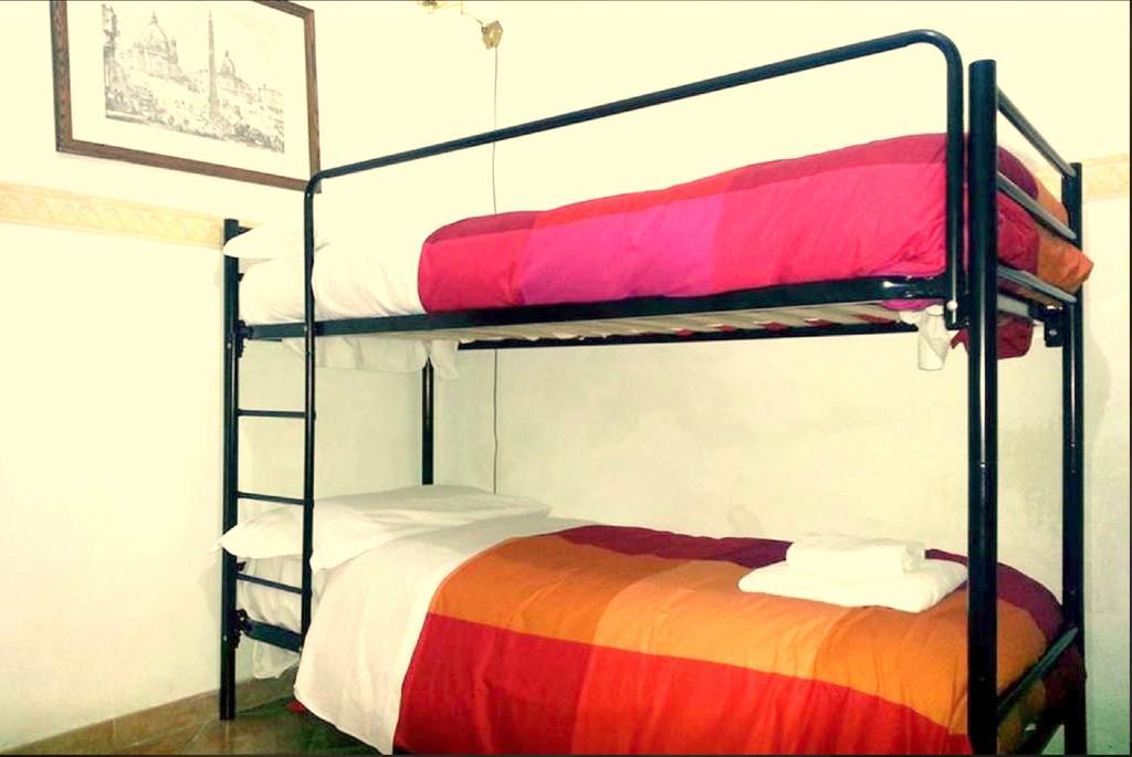 Guest house Camilla 3*