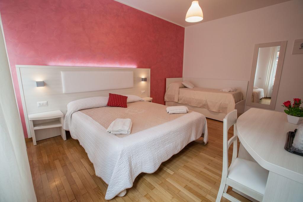 Momenti Romani Bed & Breakfast