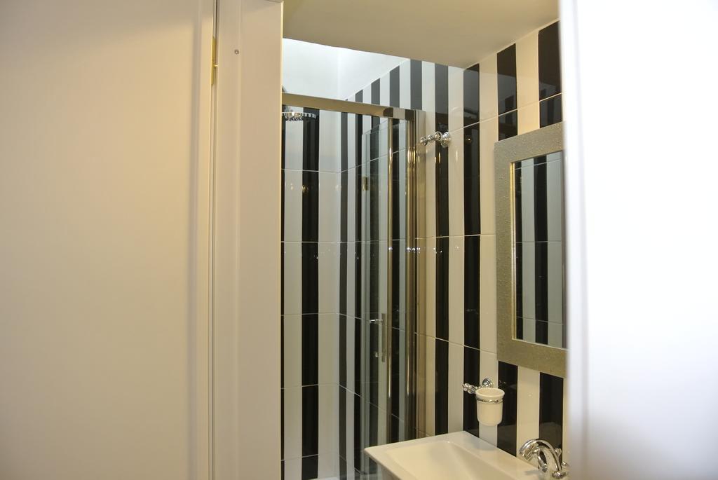 Apartment Pantheon Domus Valentino Rome