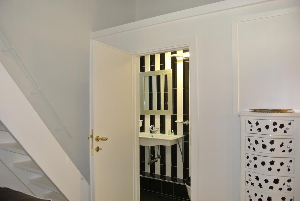 Pantheon Domus Valentino Apartment Rome